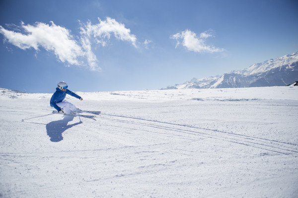 En Stöckli lo tienen claro, elegancia y eficiencia a partes iguales en la gama de esquís woman. © Stöckli Swiss Sports AG