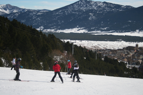 Types of ski - Junior Skis - SkiReviewer